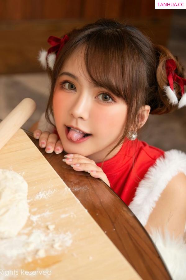 张思允  [XiuRen]高清写真图 2023.02.09 No.6242 张思允Nice 喜庆美臀第6张图片